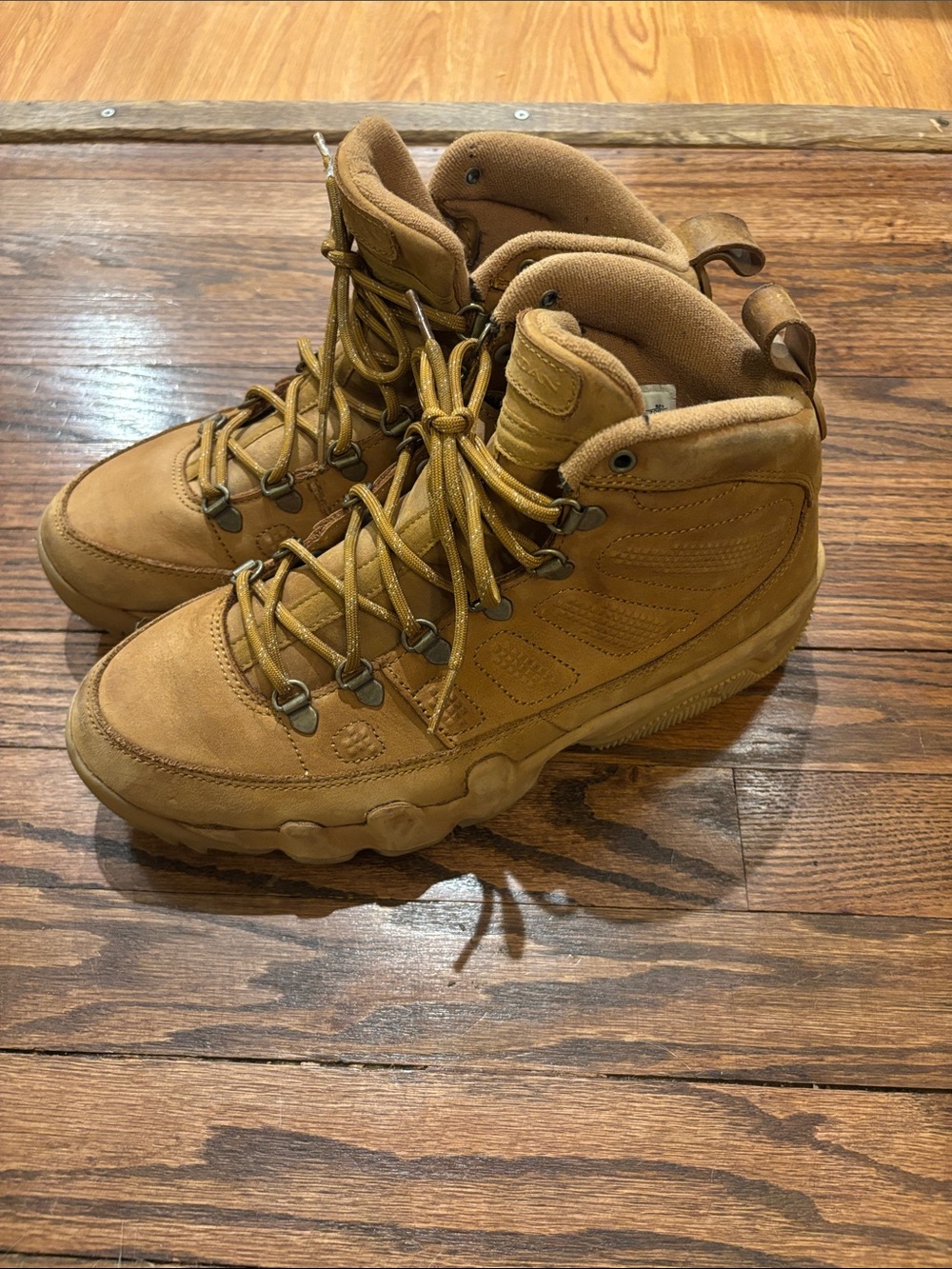 Jordan high top 9.5 tan sneakers